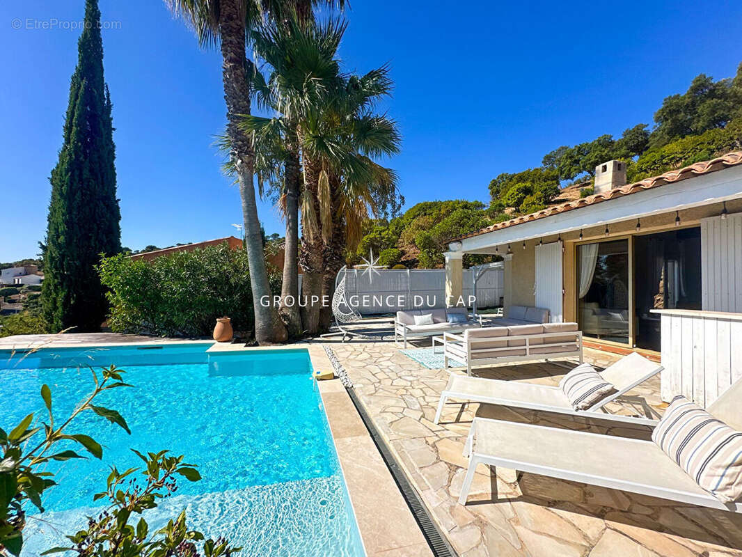 Maison à LES ISSAMBRES