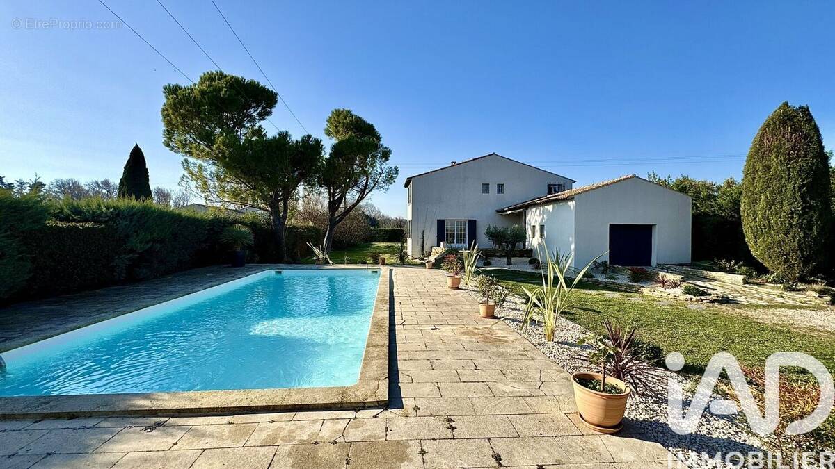 Photo 1 - Maison à JONQUERETTES