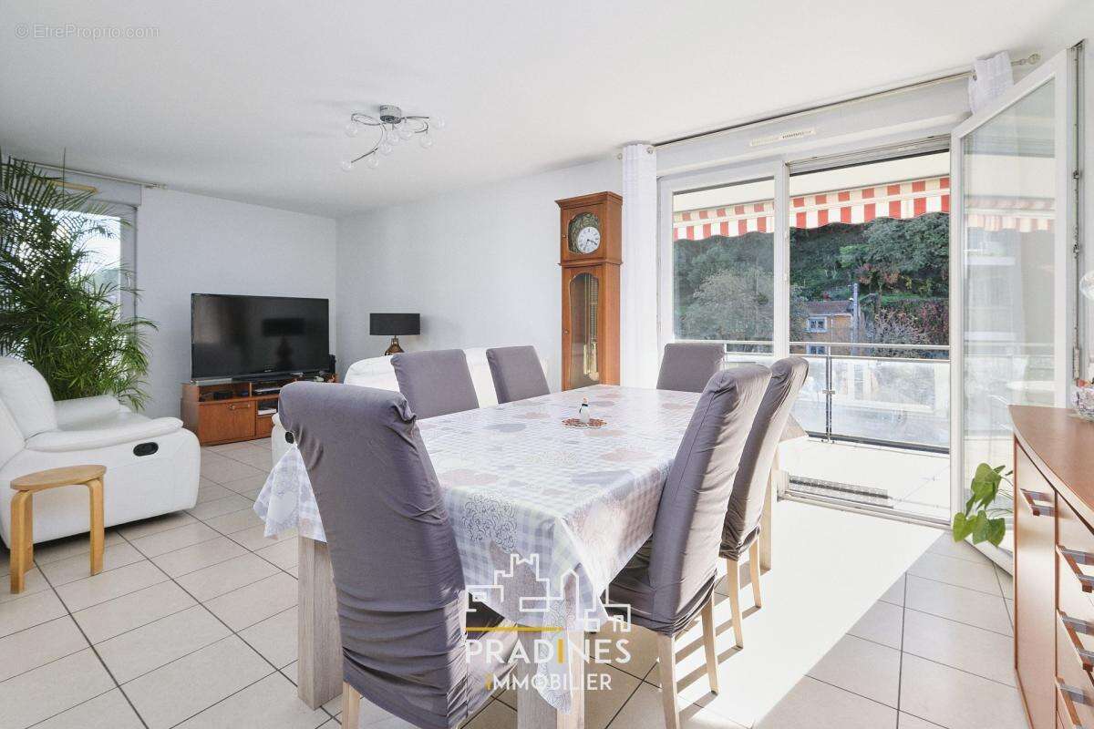Appartement à GIVORS
