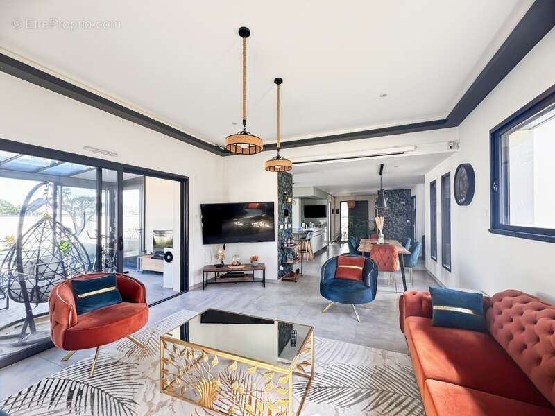 Maison à LES PONTS-DE-CE