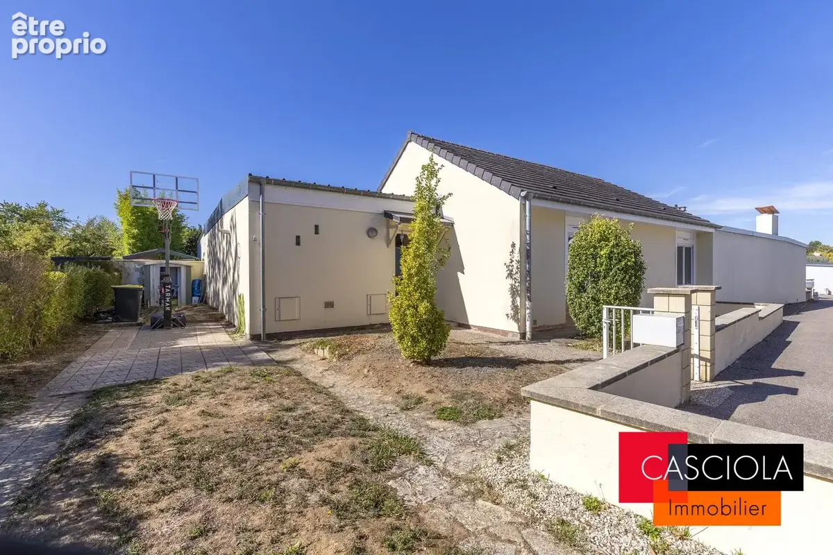 Maison 5 pièces 106 m² à vendre à Marly (57155) - photo 2