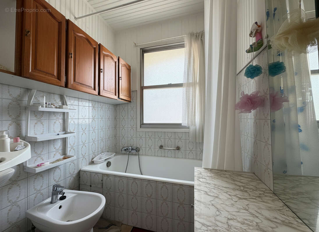 Nice Californie/Magnan :  4 pièces de 85m²  à deux pas de la mer, en étage élevé, double extérieur, cave - photo 14