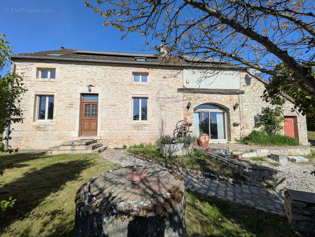 Maison à VILLERS-LES-POTS