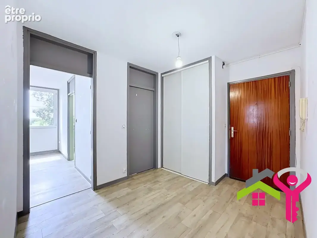 Appartement 65 m² à La Sentinelle  - photo 5