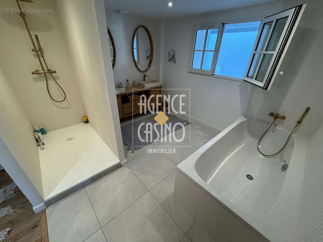 Maison en pierres, Le Pouliguen, proche centre bourg, 5 pièce(s) 138.36 m2 - photo 10