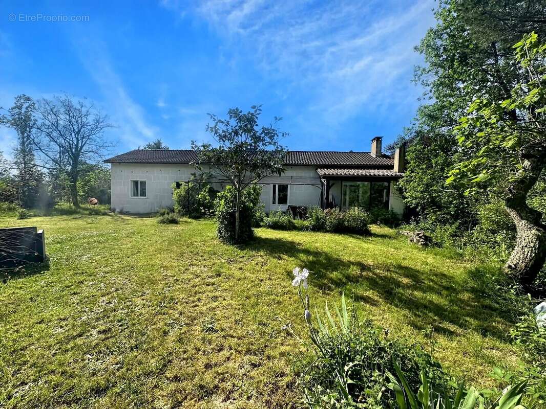 Maison à PRIGONRIEUX