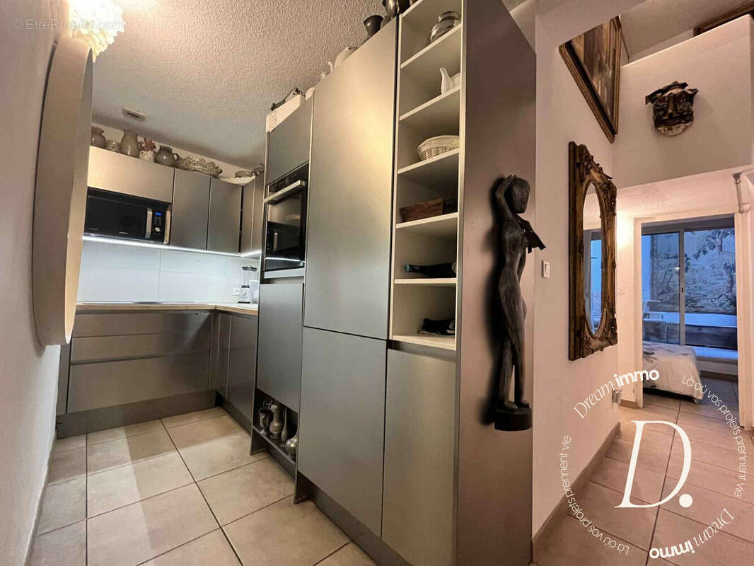 Appartement à HYERES