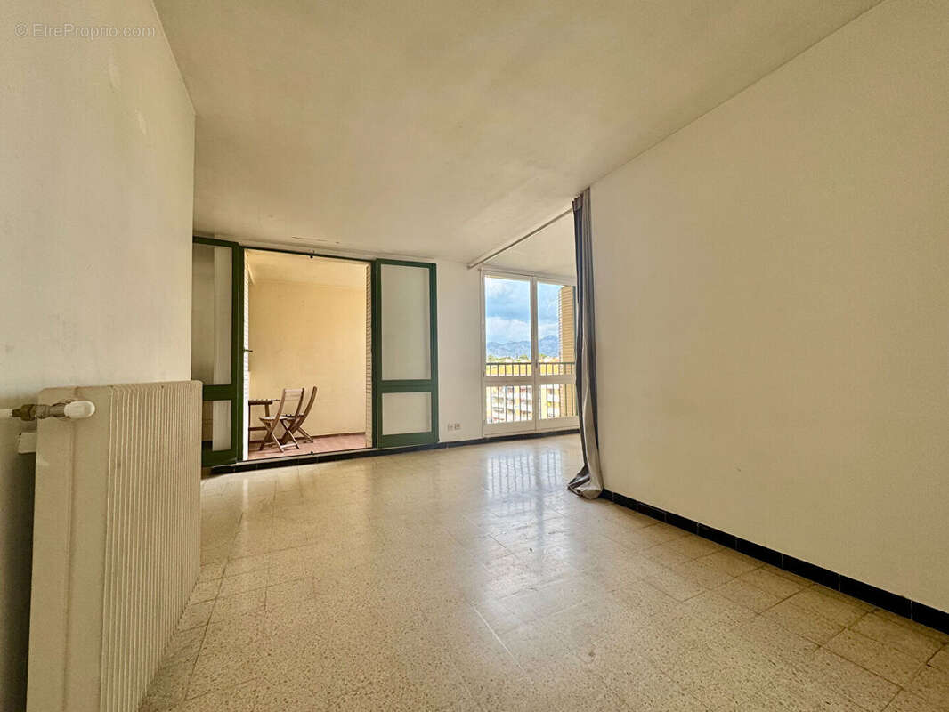 Appartement à AUBAGNE