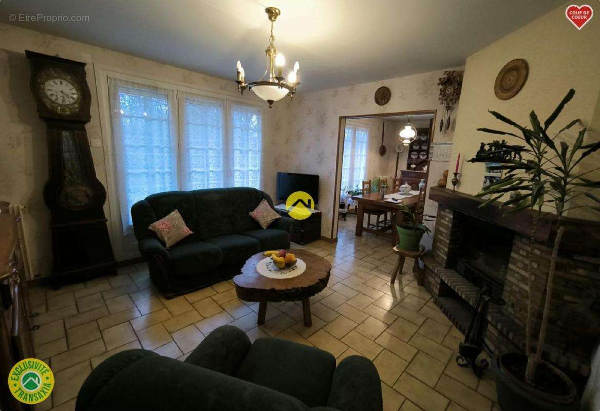 Maison à SAINT-MARTIN-D&#039;AUXIGNY