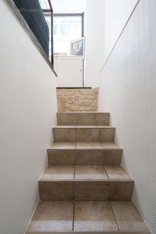 Appartement à PARIS-10E