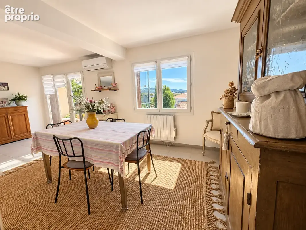 Six-Fours-les-plages - Appartement type 4 avec terrasse & cave - photo 6