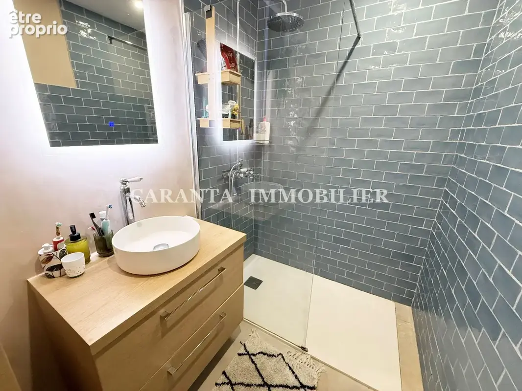 Vente appartement 4 Pièces Les ISSAMBRES proche plage et centre ville, résidence avec piscine - photo 5