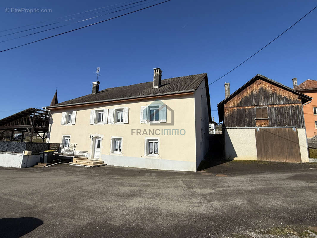Maison à INDEVILLERS