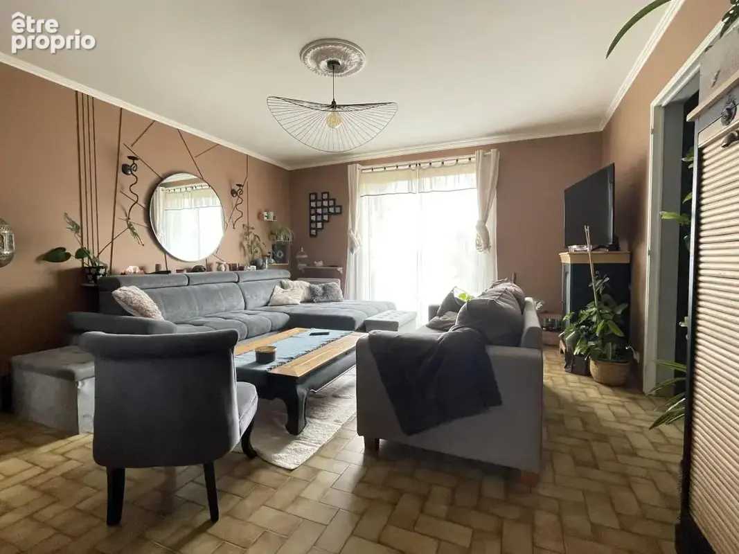 Maison 110 m² à Montfort-Le-Gesnois  - photo 8