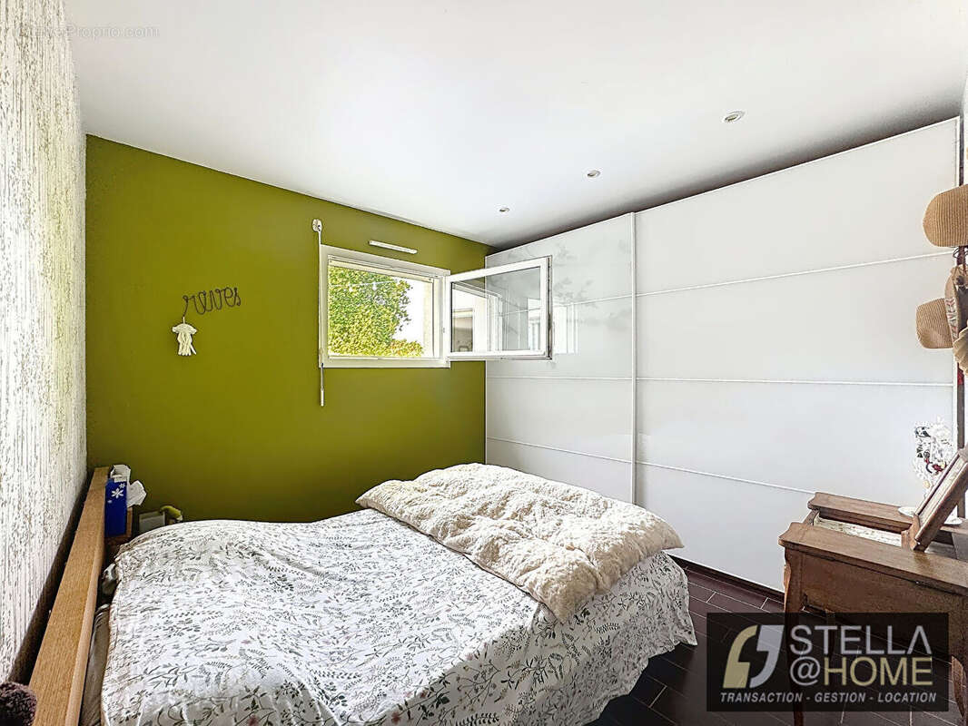 Maison de plain pied, moderne en impasse - TREMELOIR - photo 5