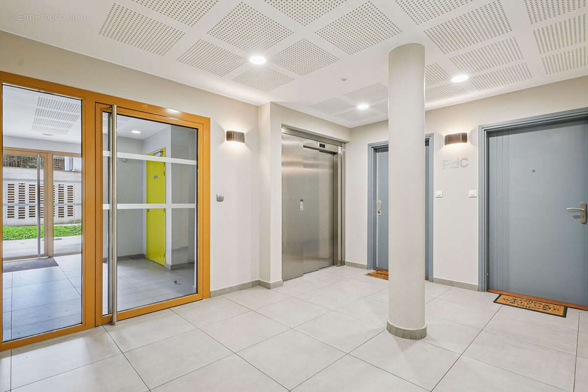 Appartement à ROMAINVILLE