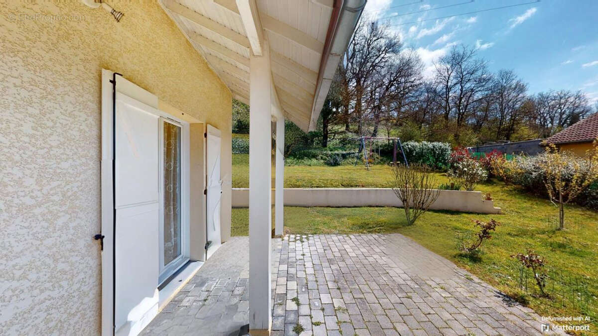 Maison à CREYS-MEPIEU