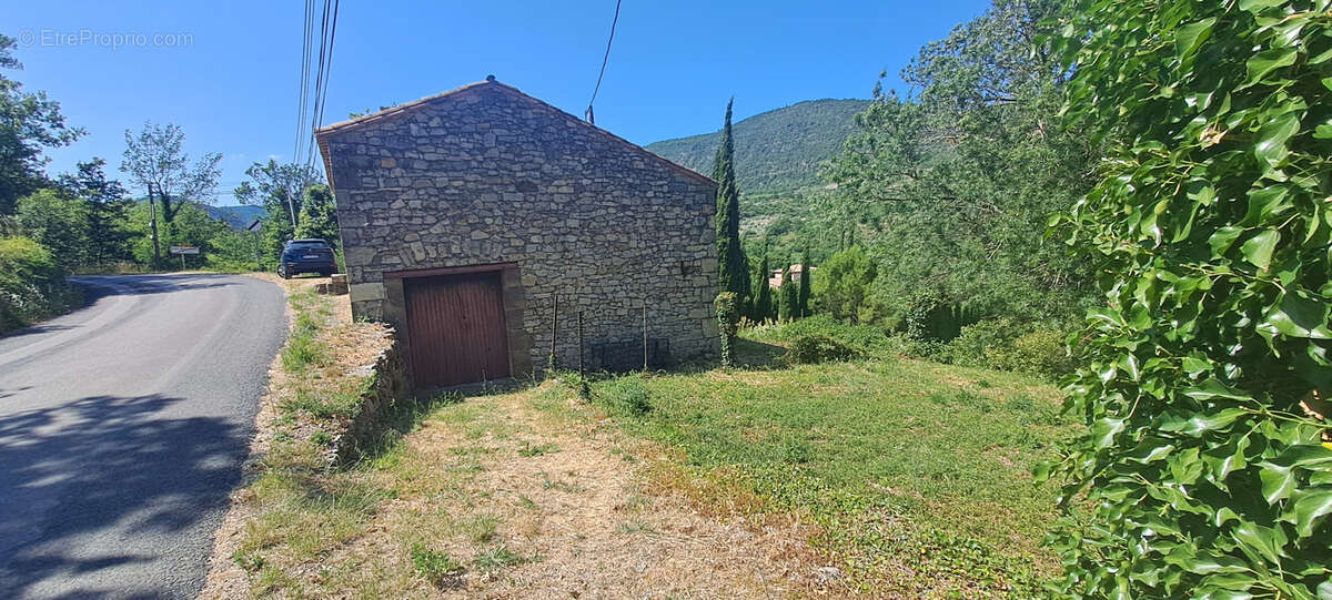 Bâtisse en pierre - photo 3