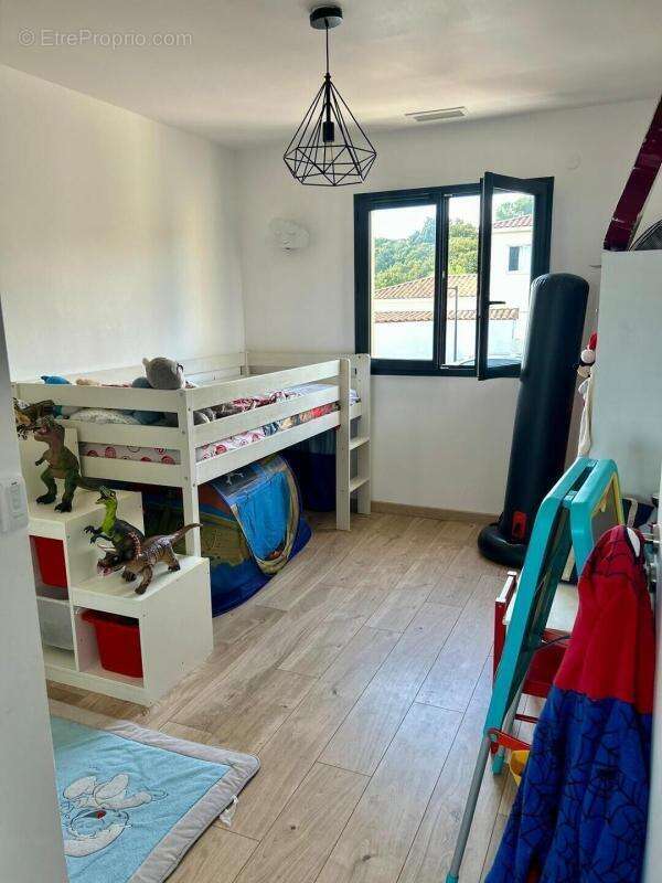 Maison à RESTINCLIERES