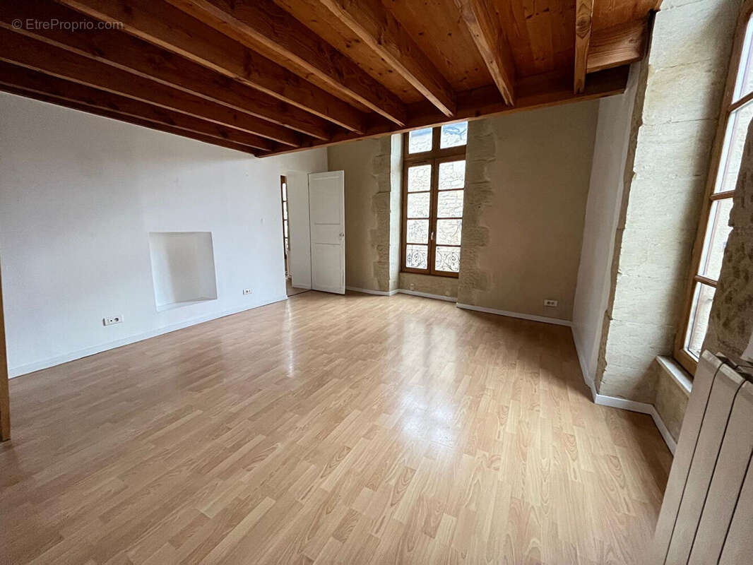 Appartement à CALVISSON