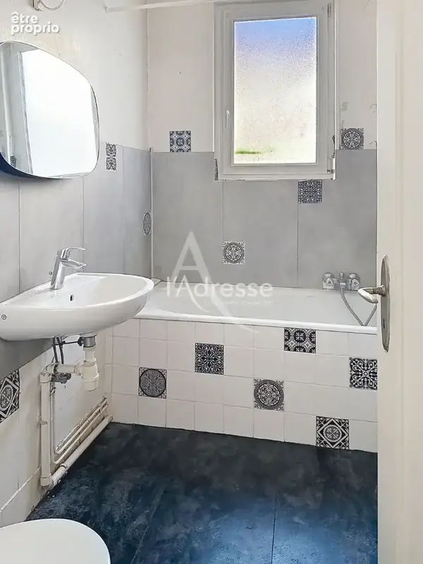 2 pièces 62 m2 - Marne / Musiciens - cachet de l'ancien - photo 6