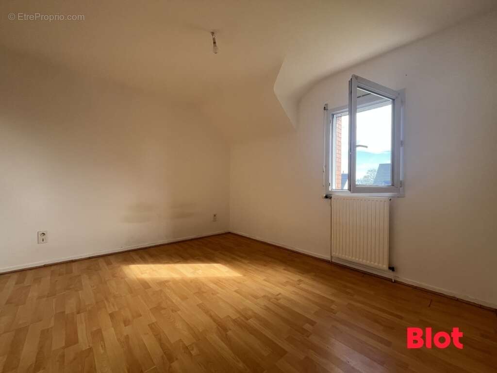 Maison à LA DOMINELAIS