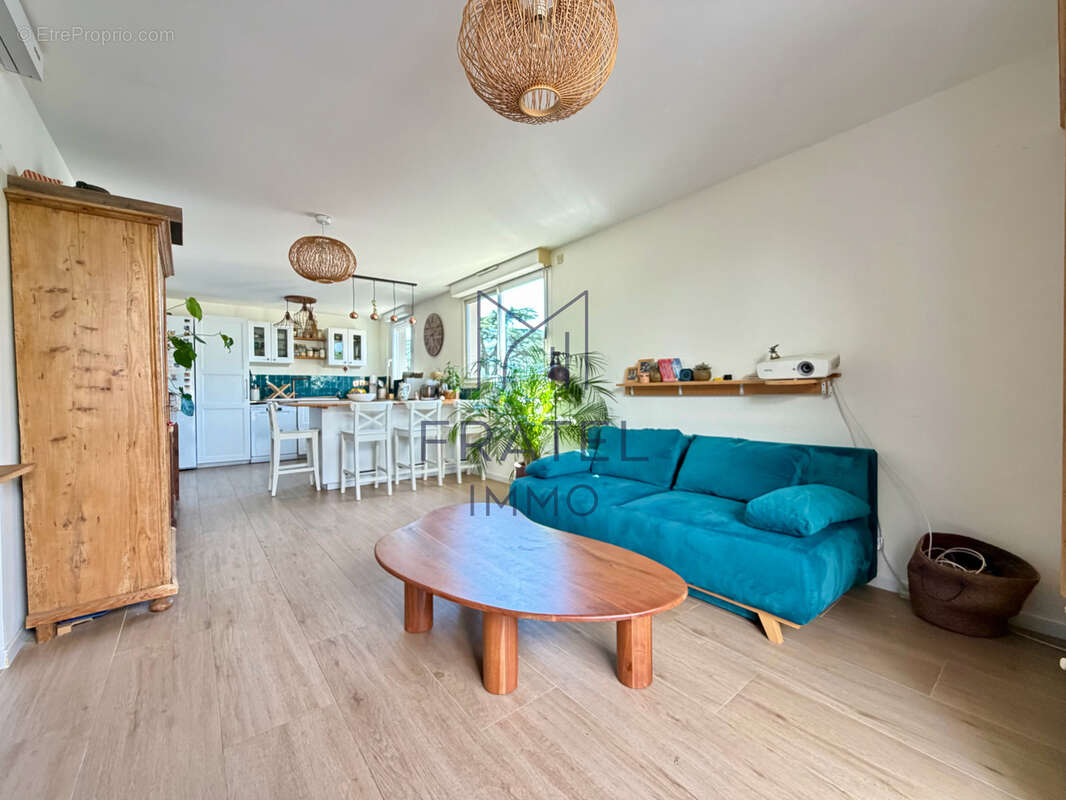 Rare   Duplex inversé au dernier étage avec 68 m2 de terrasse - photo 8