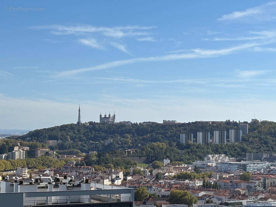 Appartement à LYON-9E