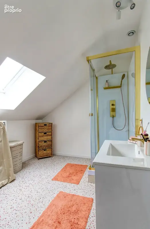 Bourg de Couffé, Maison ancienne rénovée, 205 m2, 5 chambres - photo 15