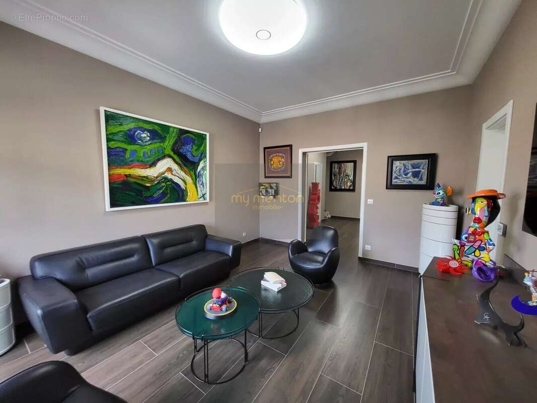 Appartement à MENTON