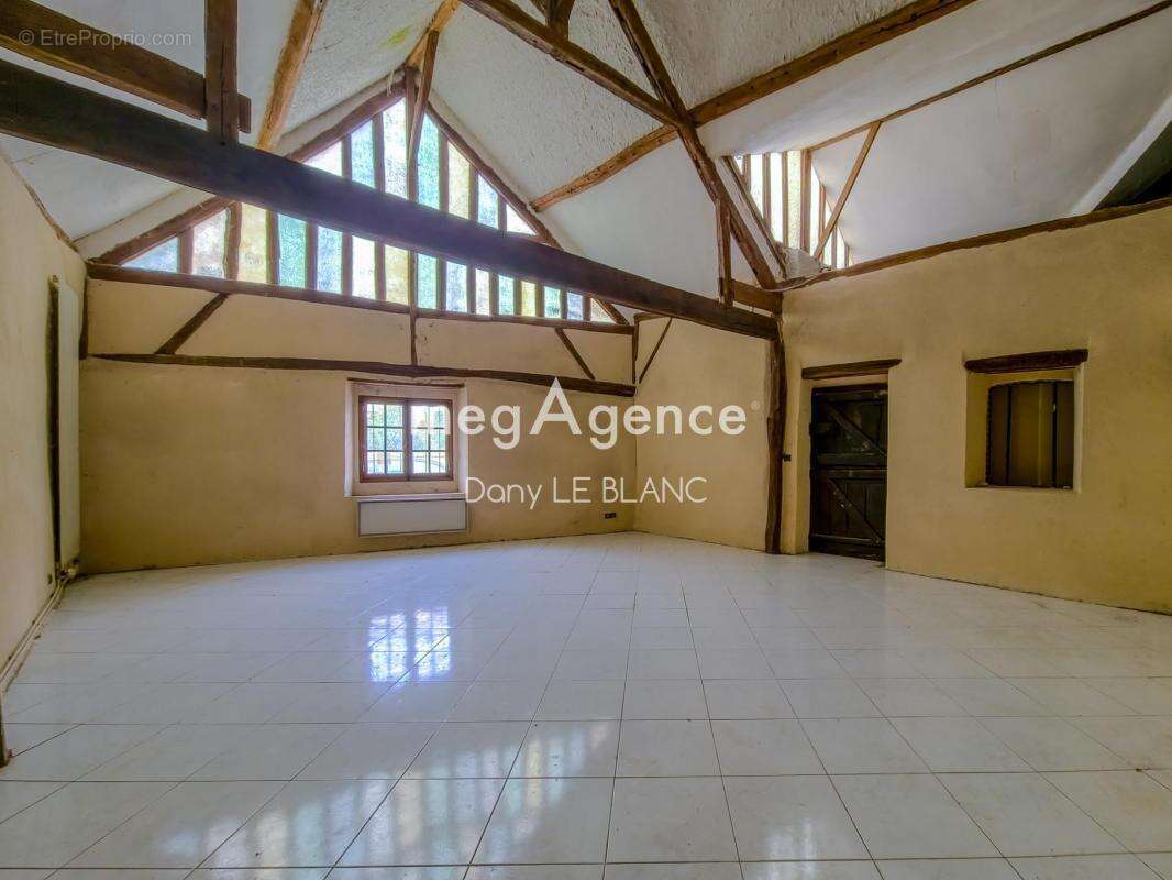 Maison à BAILLEAU-L&#039;EVEQUE