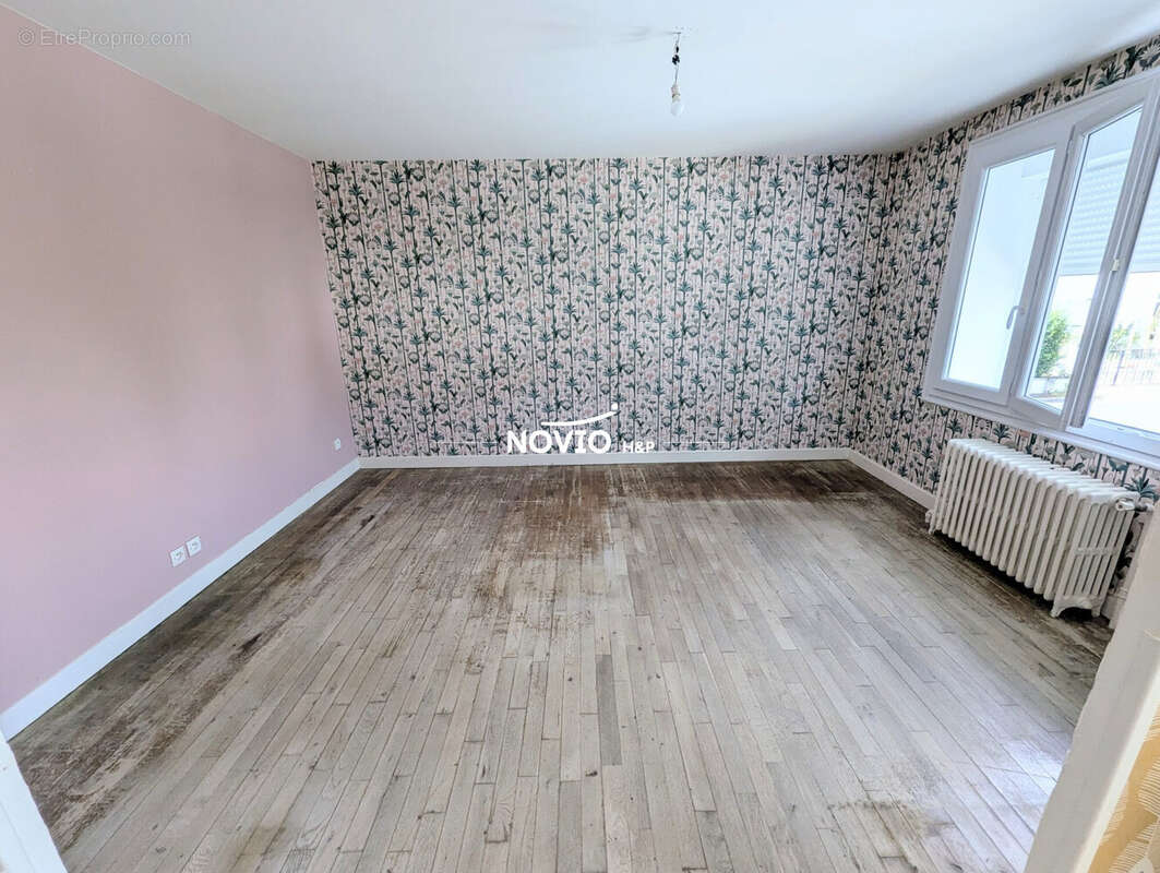 Maison 60 m² à Chatellerault  - photo 2