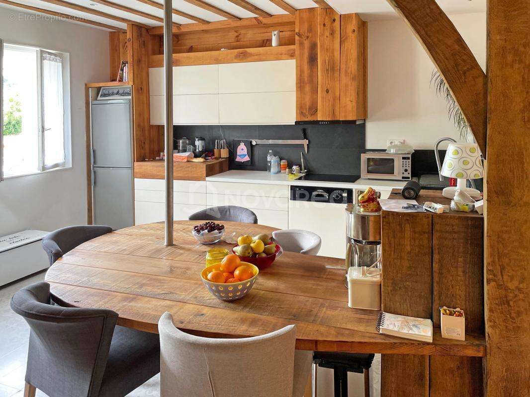 Maison à MAZERES-LEZONS