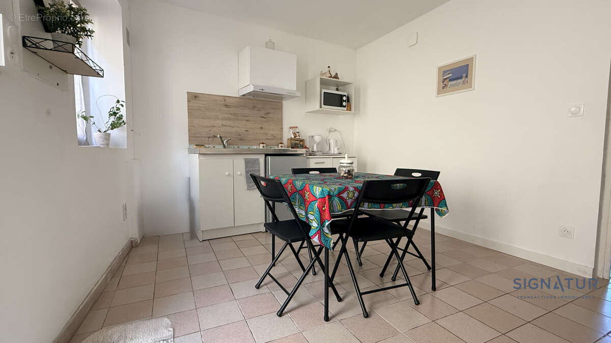 Maison à RODILHAN