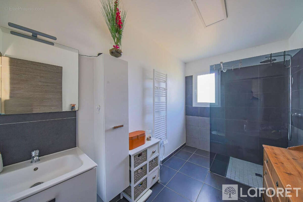 Maison à SANTA-MARIA-POGGIO