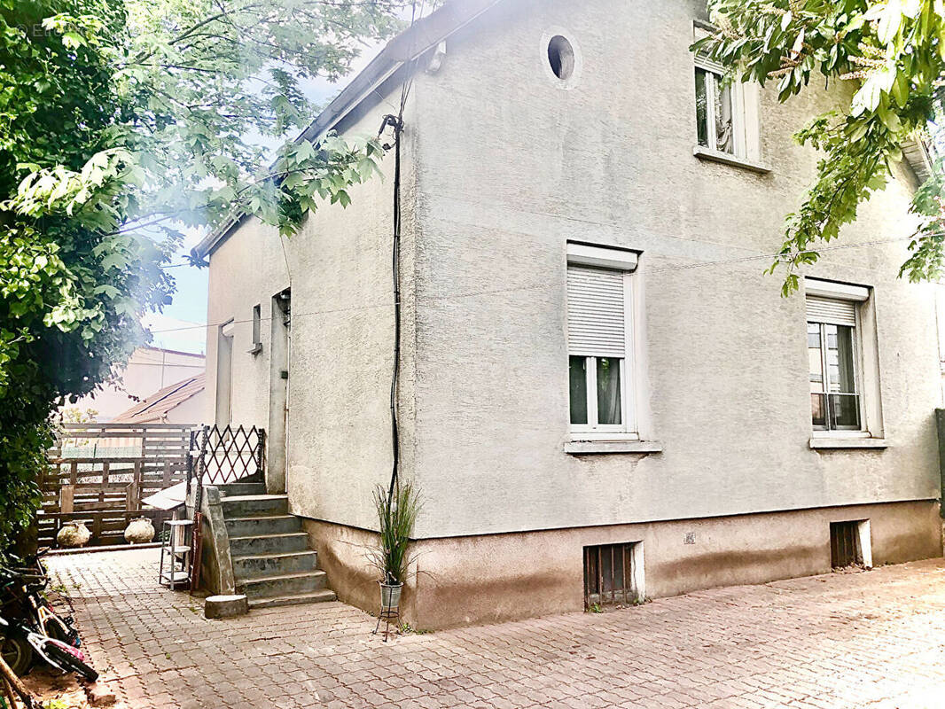 Maison à SARCELLES