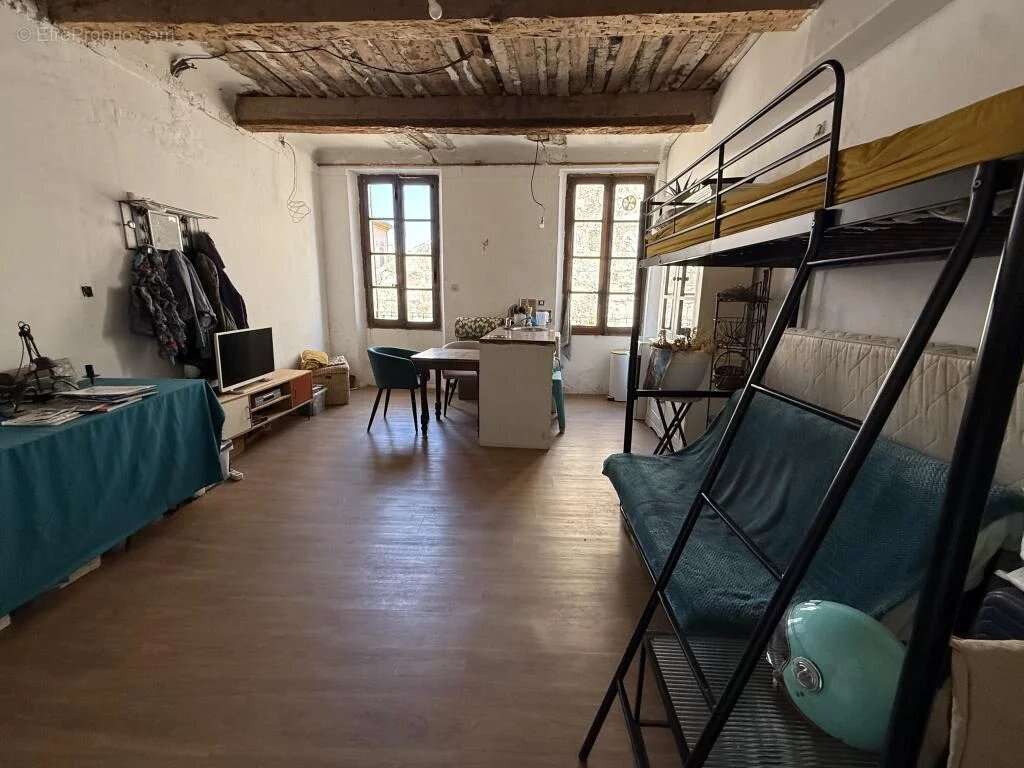A vendre charmant studio à Tourves - photo 3