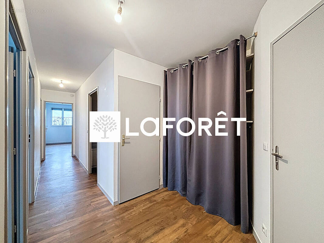 Appartement à MOISSY-CRAMAYEL