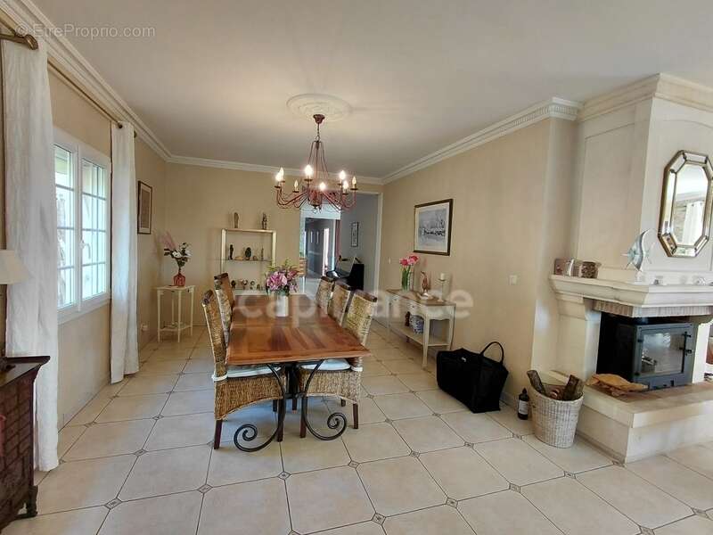 Maison à VALDIVIENNE