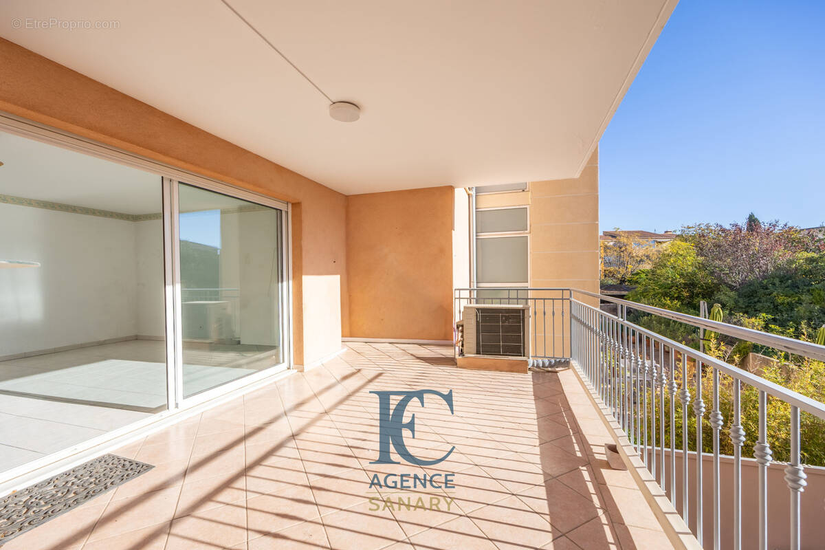 Appartement à SANARY-SUR-MER