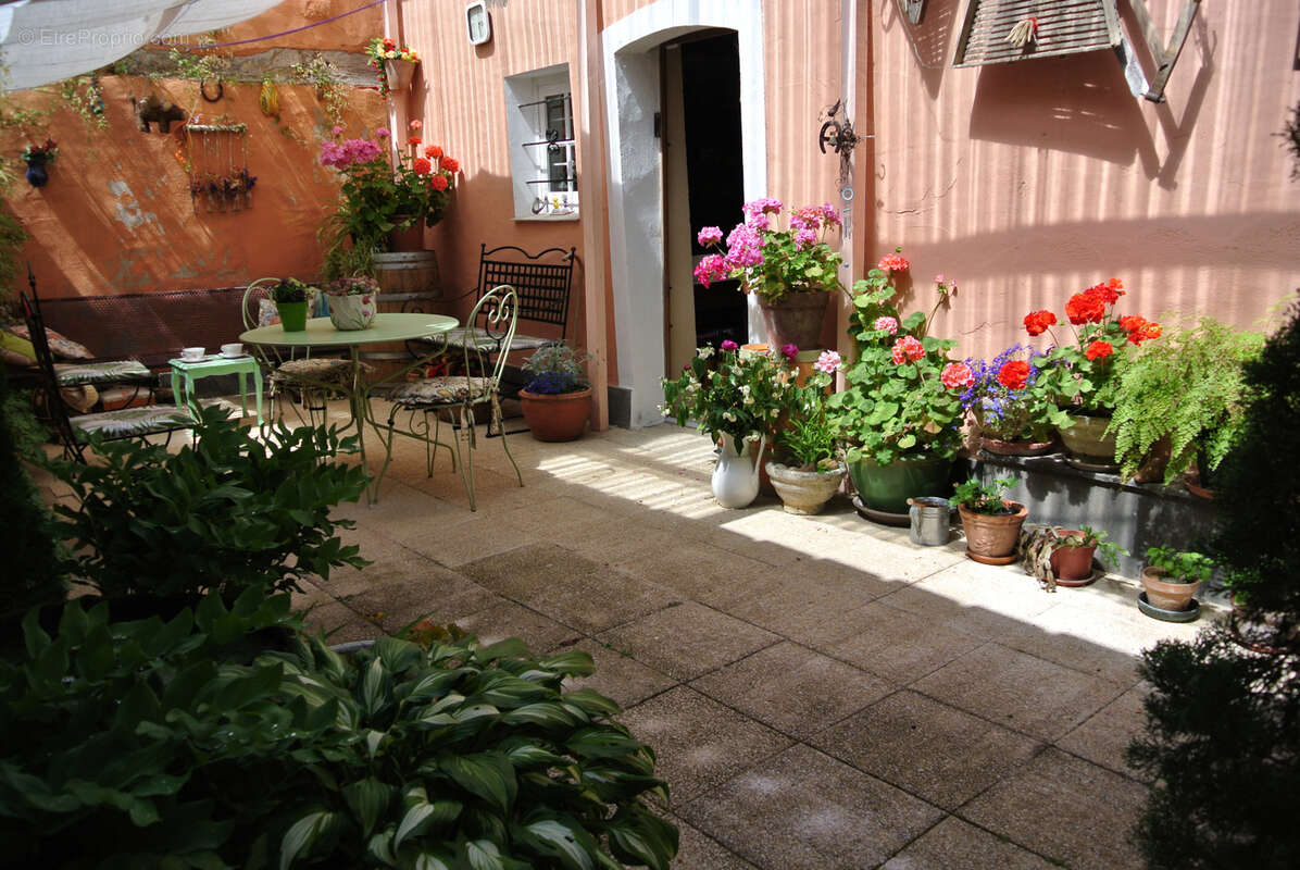 Maison à SAINTE-BAZEILLE