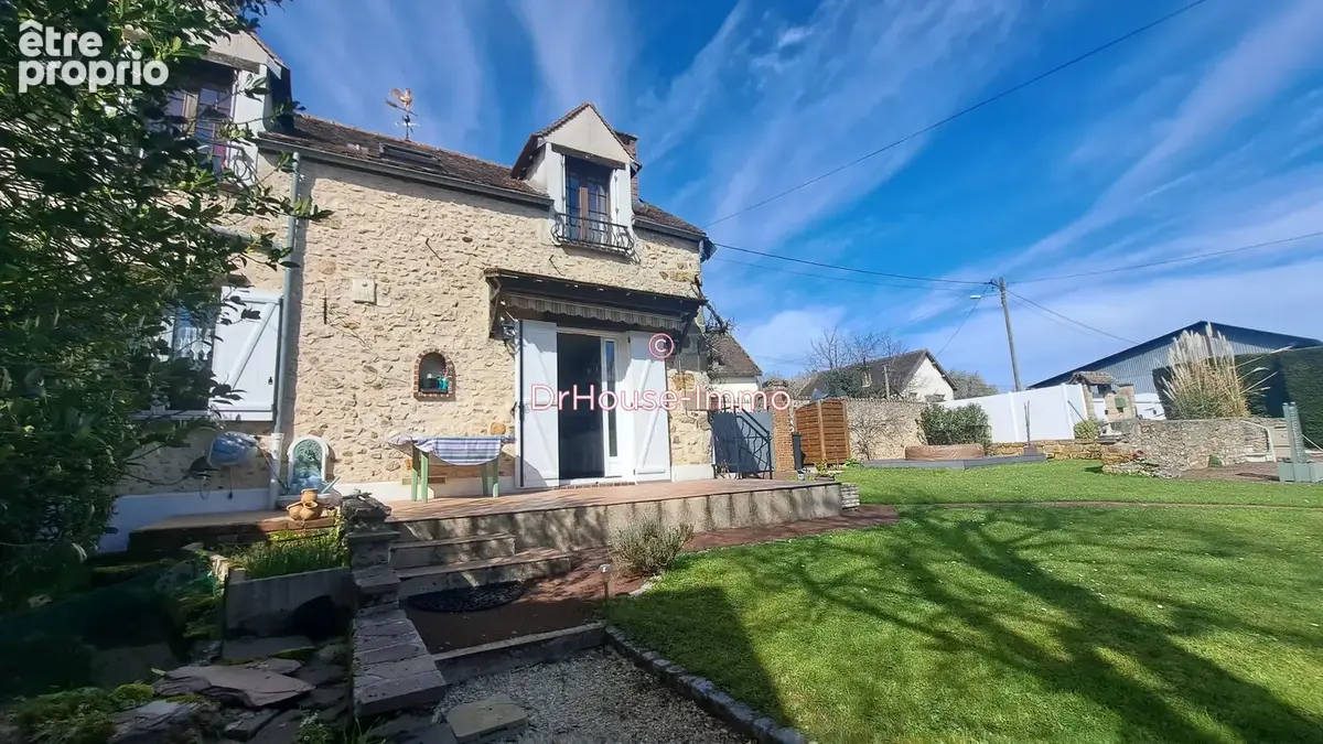 Maison 6 pièces 137 m² à vendre à Donnemarie-Dontilly (77520) - photo 2