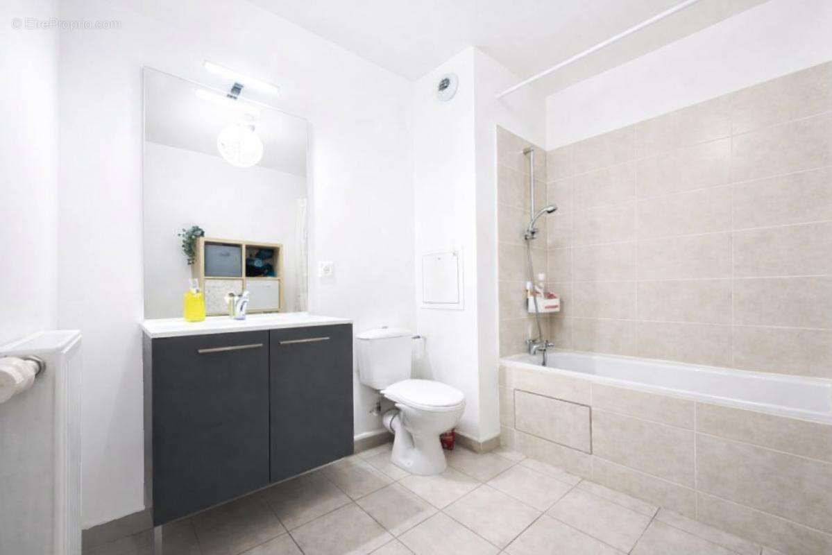 Appartement à ASNIERES-SUR-SEINE