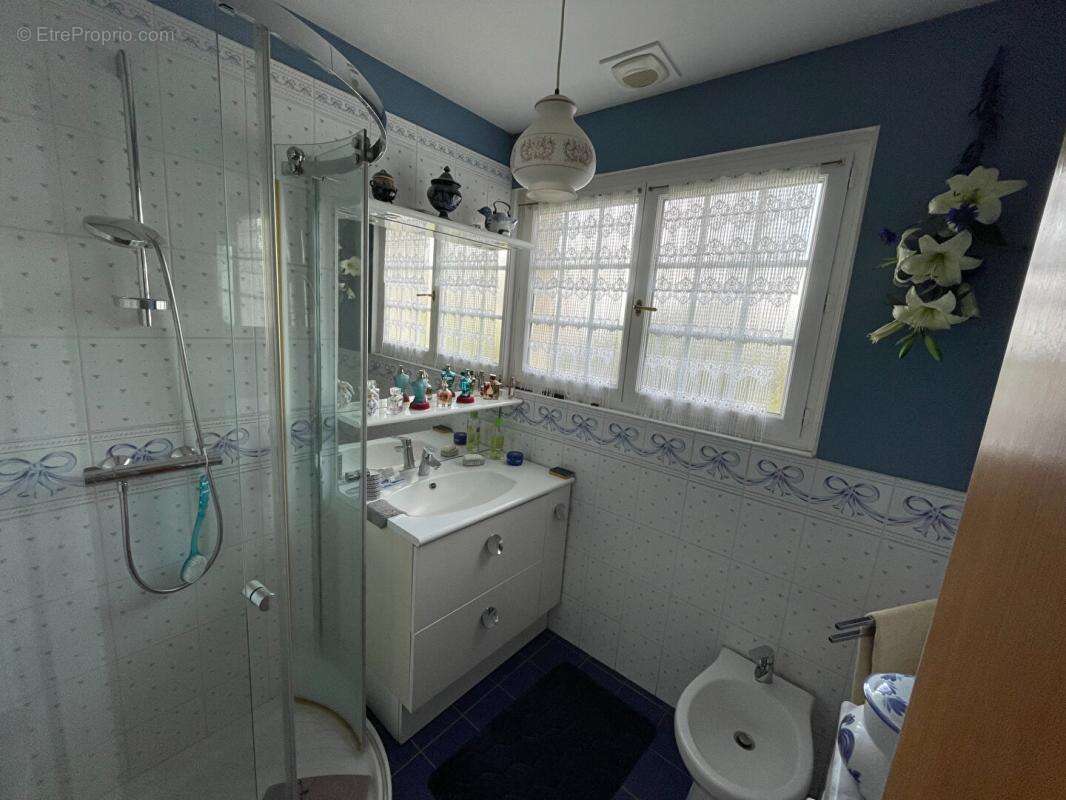 Maison à FAVEROLLES