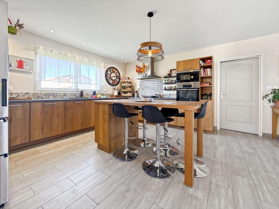 Maison à MARSAC-SUR-L'ISLE