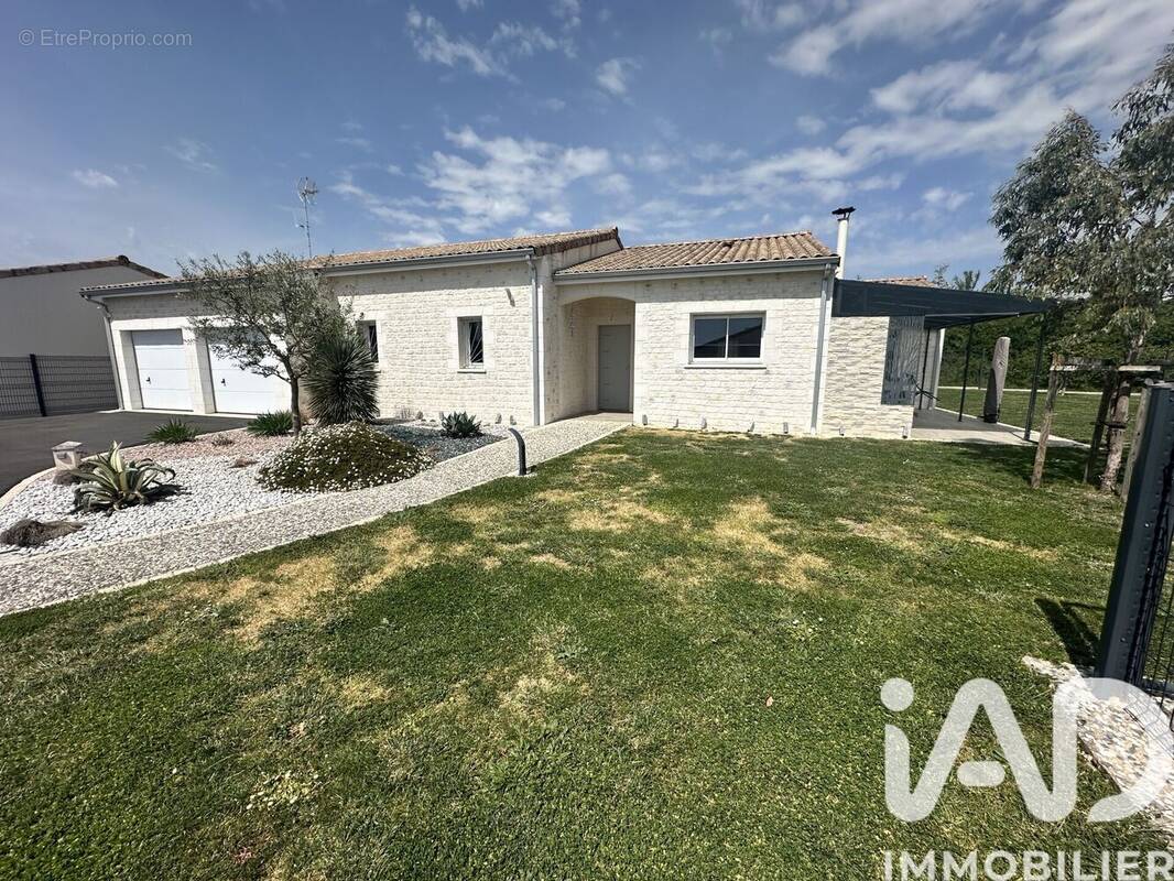 Photo 1 - Maison à JARNAC