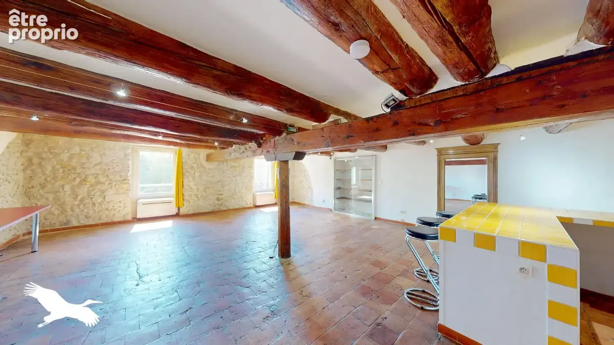 Appartement à MARSEILLE-2E