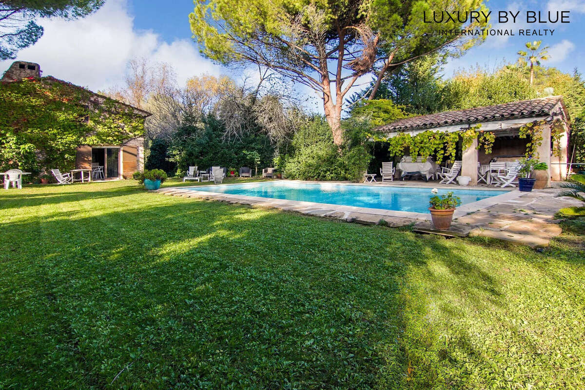 Maison à MOUGINS