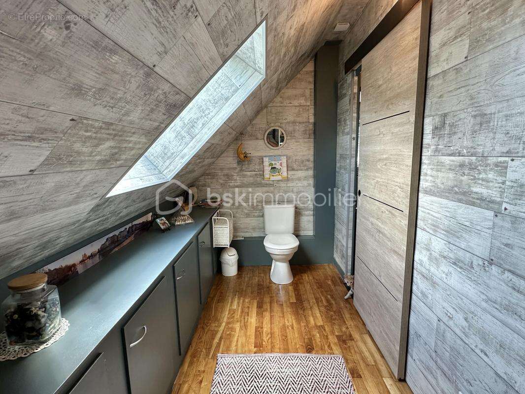 Maison 135 m² à Coray - photo 14