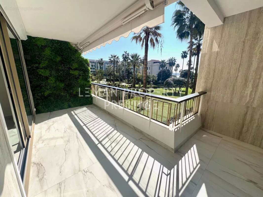 Appartement à CANNES